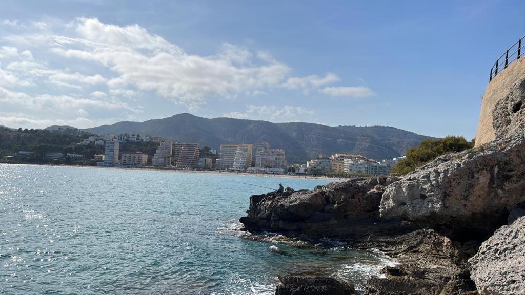 Alquilo Hermoso Apartamento En La Paradisiaca Oropesa Del Mar, 2Habitaciones, 1 Bano, Cocina, Salon, Aire Acondicionado Y Balcon A 400 Metros De La Playa Morro De Gos, Muy Cerca De Supermercados, Comercios Y Bares Exterior foto